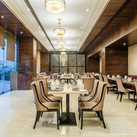Golden Suites Gurgaon Inde Hotels Exterior foto