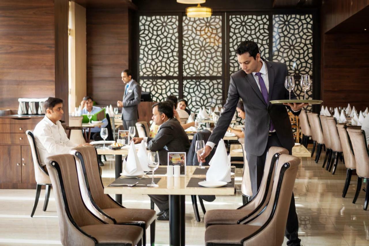 Golden Suites Gurgaon Inde Hotels Exterior foto