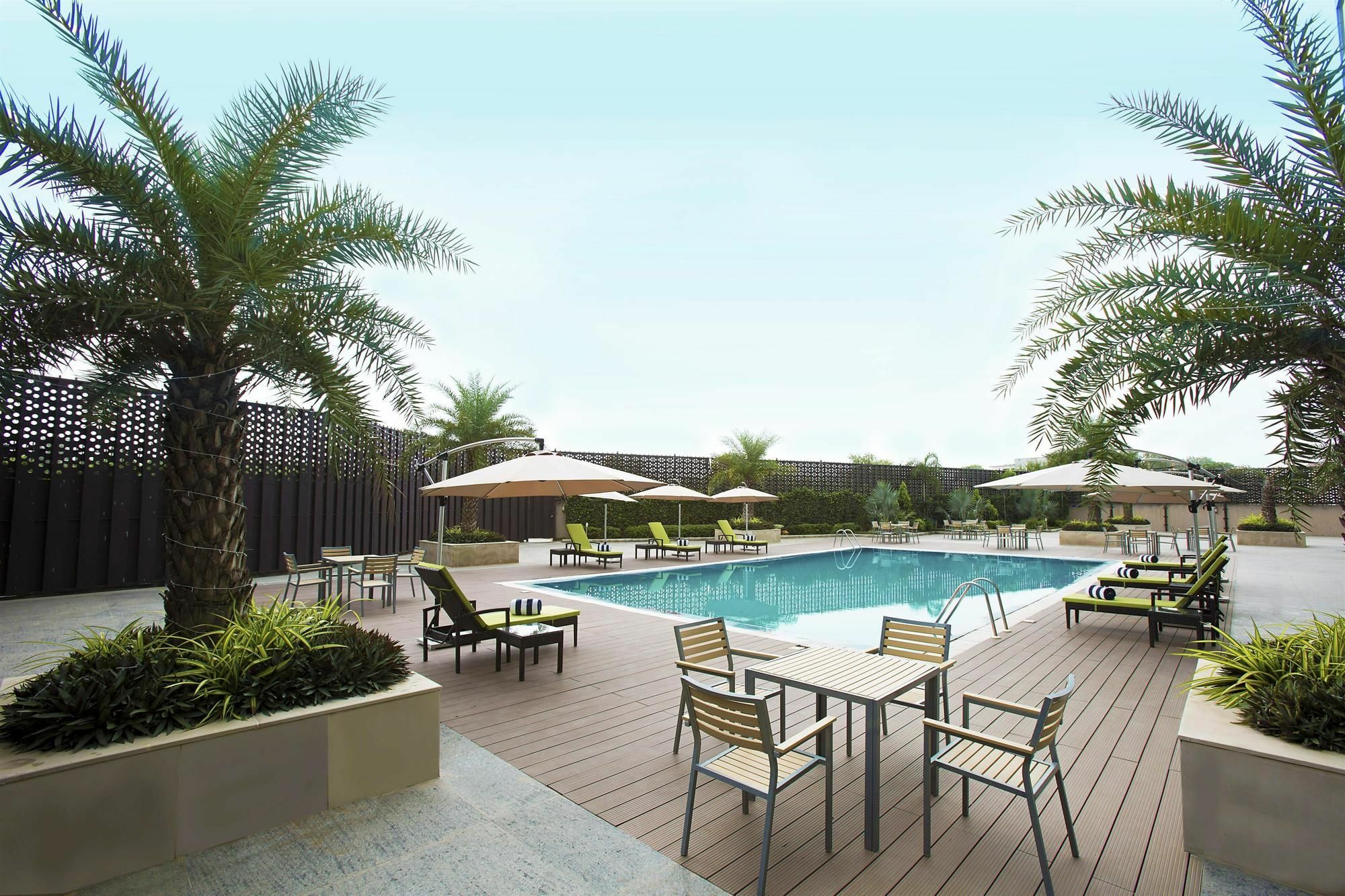 Golden Suites Gurgaon Inde Hotels Exterior foto